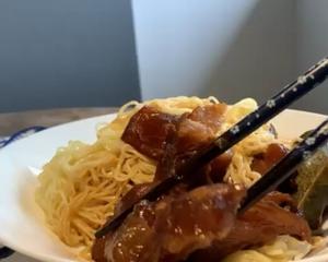 电饭锅焖牛蹄筋捞面（最好买港式生面?）的做法 步骤7