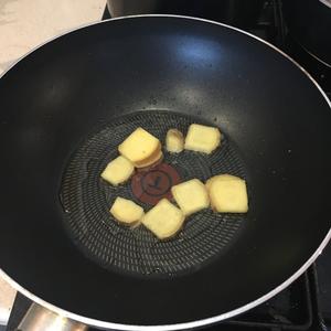 台湾牛肉面 | 从牛肚汤到酱牛腩还有炒酸菜的全教程的做法 步骤3