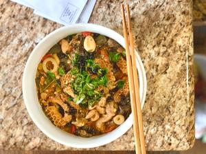 藤椒?番茄?酸汤鸡腿肉?牛肚?的做法 步骤13