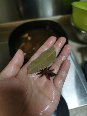 番茄土豆炖牛骨的做法 步骤2