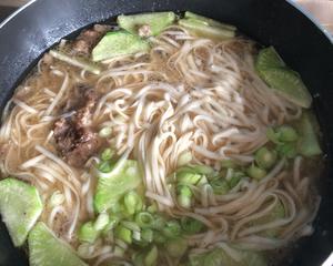 自制简化版兰州牛肉拉面的做法 步骤7