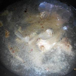 牛骨头胡萝卜辣汤的做法 步骤5