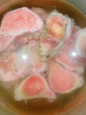 高压锅 香浓 牛骨汤的做法 步骤1