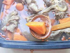 胡萝卜牛骨汤#麦子厨房美食锅#的做法 步骤6