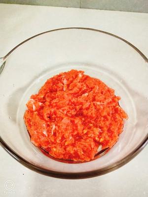 大葱牛肉饺子馅、包子馅的做法 步骤5