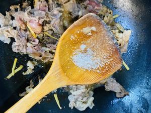 炒了20多年的葱爆羊肉的做法 步骤8