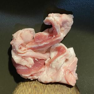 新疆羊排抓饭（出锅后米粒分明的秘密）的做法 步骤5