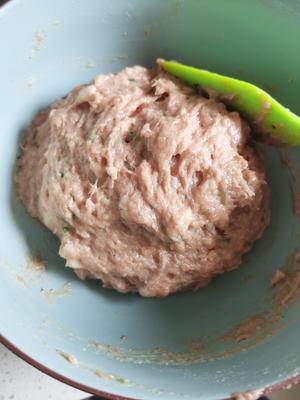 鲜肉多汁包子厨师机揉面不锈钢锅蒸包子技巧的做法 步骤4