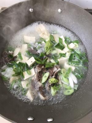 羊腿吃法一例：豆腐羊肉汤的做法 步骤6