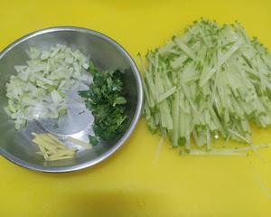萝卜粉丝汆羊肉的做法 步骤2