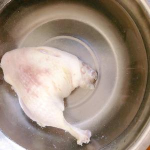 超简单，一个条鸭腿也能烤出北京脆皮烤鸭的做法 步骤3