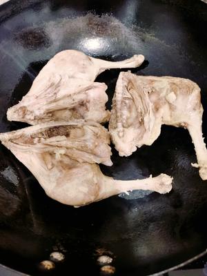 电饭锅卤鸭腿（鸭脖、鸭翅）快到碗里来～的做法 步骤2