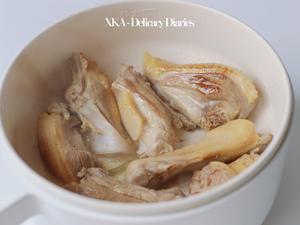 春天限定的江浙特色美食【老鸭馄饨煲】的做法 步骤15