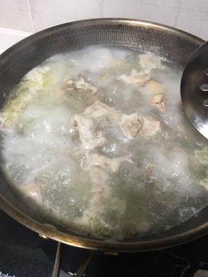 家常姜爆鸭（红烧鸭肉）的做法 步骤1