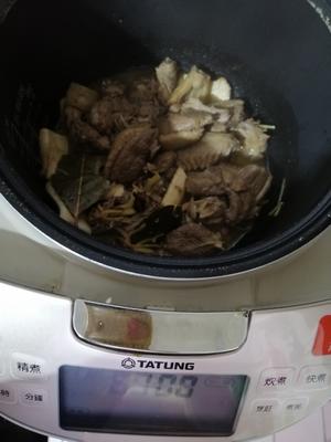 非常好吃?鳳梨燒鴨肉［菠萝］的做法 步骤8