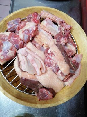 非常好吃?鳳梨燒鴨肉［菠萝］的做法 步骤2