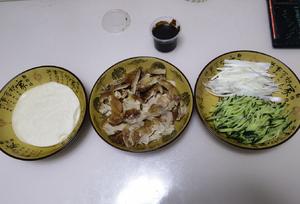 春饼卷鸭肉的做法 步骤4