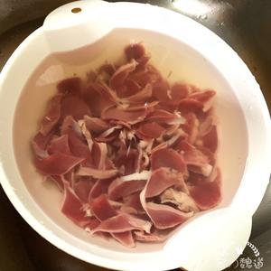 水煮鸭胗的做法 步骤1