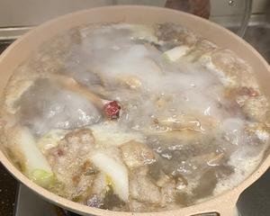 卤鸭掌 卤鸡脚 卤鸡尖(快手版)的做法 步骤3