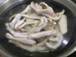 电饭煲卤鸭翅鸭爪（微辣周黑鸭）的做法 步骤1