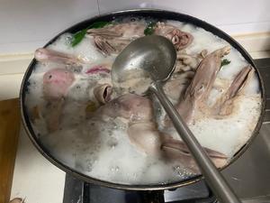 衢州鸭头砂锅（附卤鸭头全流程）的做法 步骤1