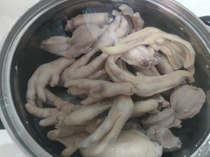 电饭煲版“周黑鸭”的做法 步骤2
