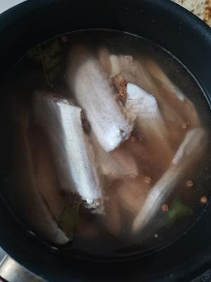 白朗姆酒鸭翅膀（比周黑鸭还要好吃）的做法 步骤1