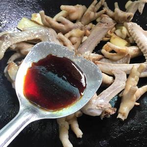 卤鸭翅鸡爪的做法 步骤8
