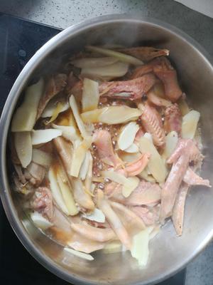 子姜+鸭翅鸭脚的做法 步骤6