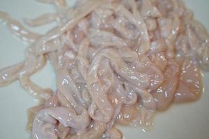魔芋丝结拌鸭肠的做法 步骤1