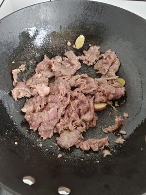 甜椒炒牛肉（新手专用版）的做法 步骤6