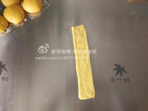 软萌黄金南瓜面包卷的做法 步骤10