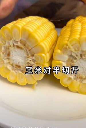 奶香甜玉米芙蓉菠菜汤套餐的做法 步骤1