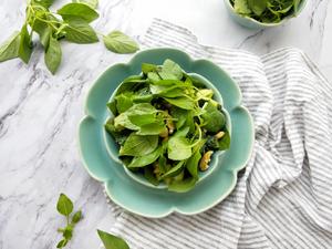 荆芥拌刀拍黄瓜的做法 步骤10