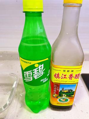 【黄磊同款】酸爽脆口的冰镇雪碧黄瓜的做法 步骤2