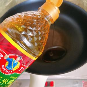 下饭神菜——酸豇豆炒鸡杂的做法 步骤4
