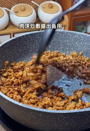 肉沫豇豆角豇豆角炒肉的做法 步骤3