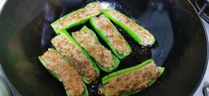 米饭杀手青椒酿肉的做法 步骤8