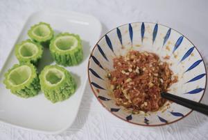 苦瓜酿肉【8月北鼎蒸炖锅食谱】的做法 步骤4