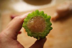 鸡肉酿苦瓜配芥末蜂蜜酱的做法 步骤3