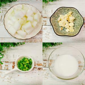 红烧冬瓜，比肉好吃百倍简单下饭菜的做法 步骤1