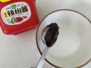 毛豆香干炒肉的做法 步骤6