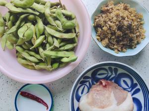无敌下饭菜~雪菜肉末炒毛豆的做法 步骤1