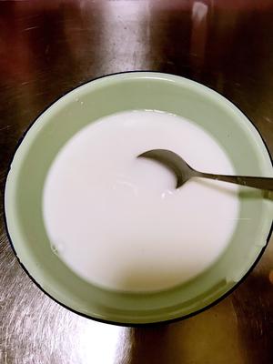 自制豌豆凉粉（10分钟就搞定）的做法 步骤2