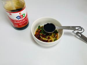 夏天的第一碗酸辣开胃豌豆凉粉的做法 步骤8