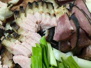 腊肉炒豌豆尖的做法 步骤4