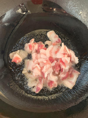 豆角炒肉（四季豆炒肉）的做法 步骤2