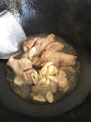 好吃下饭༄「芸豆翅根炖粉条」༄的做法 步骤6