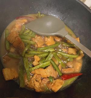 四季豆烧肉?的做法 步骤4
