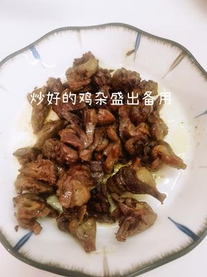 荷兰豆炒鸡杂的做法 步骤4